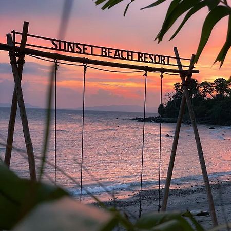 Sunset Beach Resort Weh Sabang  Exterior photo