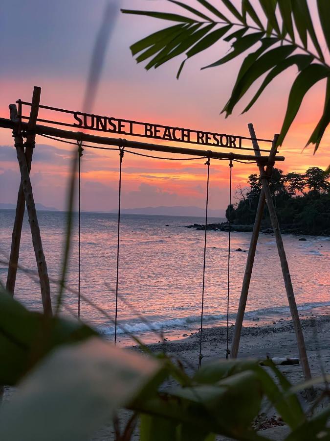 Sunset Beach Resort Weh Sabang  Exterior photo