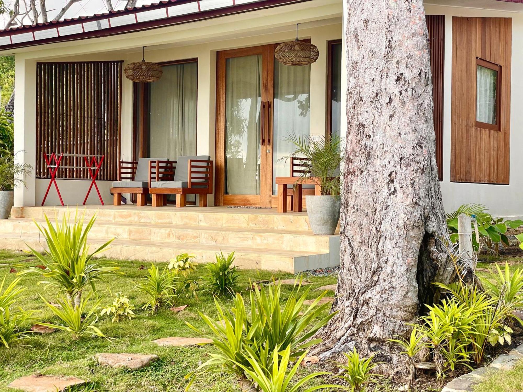 Sunset Beach Resort Weh Sabang  Exterior photo