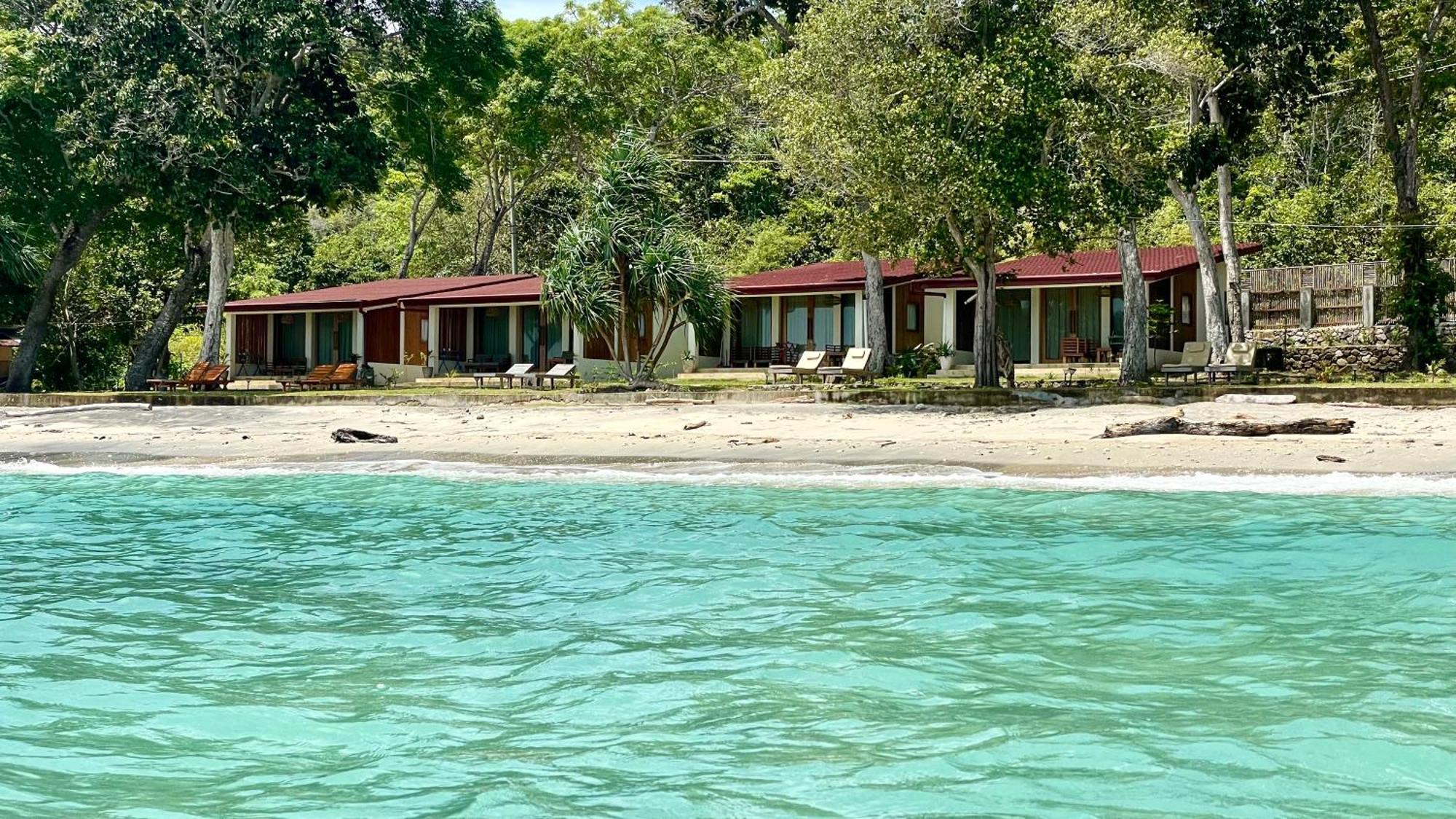 Sunset Beach Resort Weh Sabang  Exterior photo
